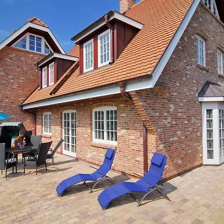 Aurora, Dirksstr 12 B Sylt